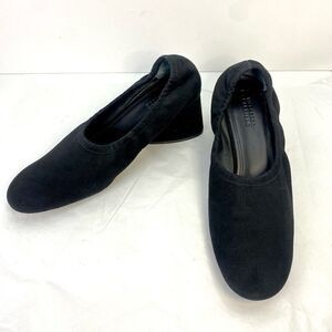 Designer Mercedes Castillo Suede Black Scrunch Funky Art Deco Heel